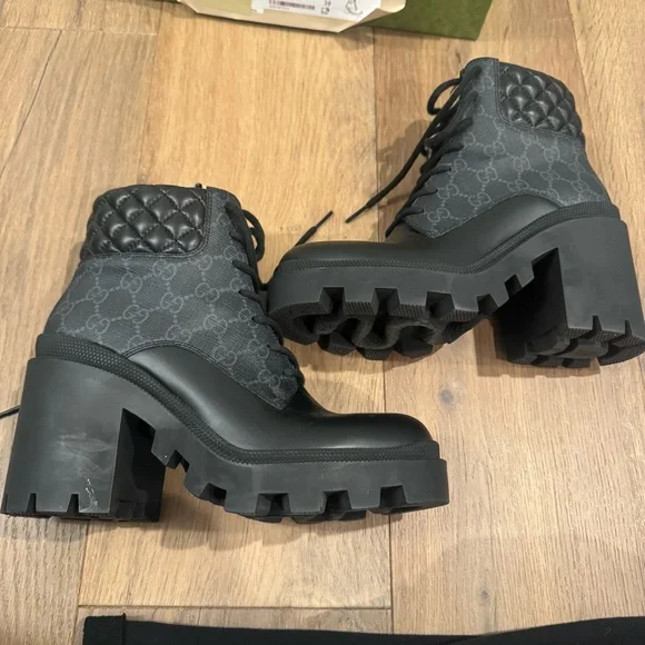 Gucci Apollo Calfskin GG Supreme Nappa Samoa Quilted Ankle Boots 38 Black - Picture 1 of 8